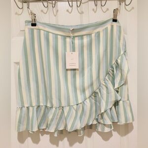 NWT LC Lauren Conrad SIZE XXL Striped Ruffle Skirt